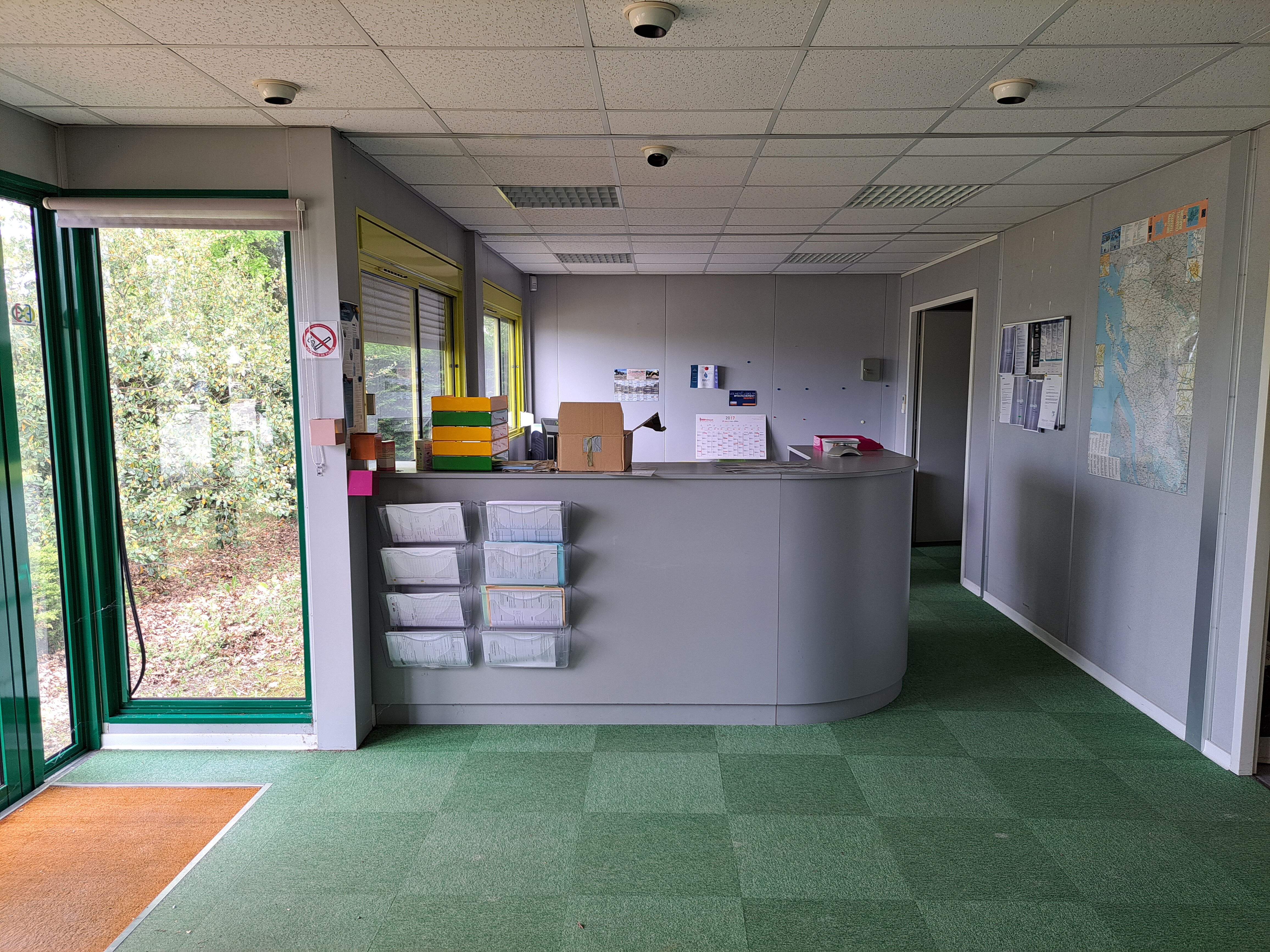 Local commercial  T7 à louer Chaniers 17610