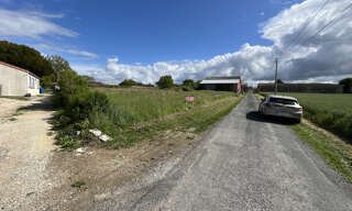 Terrain   m² à vendre à Asnières-la-Giraud (17400)
