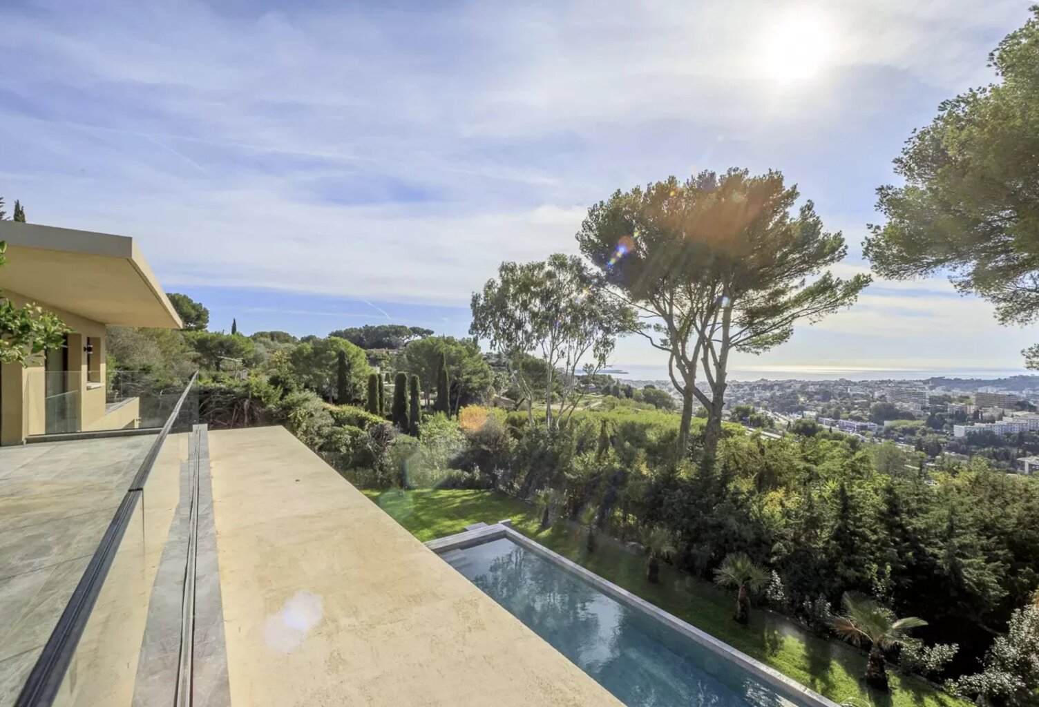 MAGNIFIQUE VILLA - VUE MER - PISCINE - SALLE DE CINEMA - HAMMAM — photo 1