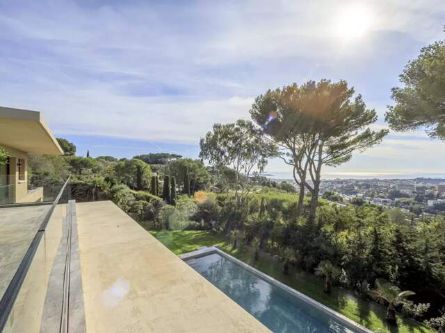 MAGNIFIQUE VILLA - VUE MER - PISCINE - SALLE DE CINEMA - HAMMAM — photo du bien