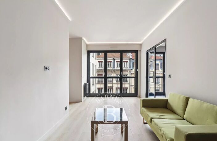 Lyon 2 - Saint-Antoine - Appartement de 44,21 m² -  une chambre — photo 3