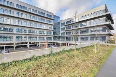 Bureau 3 pièces 1440 €