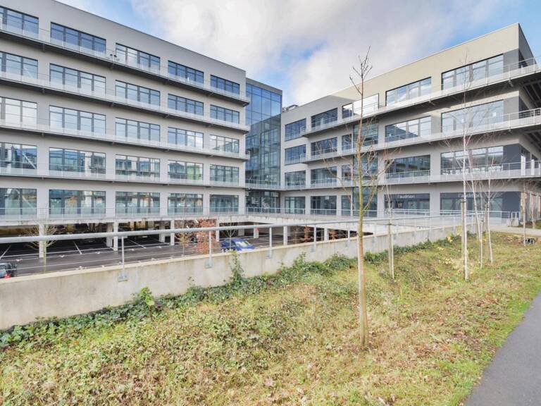 PLATEAU DE HAYE - ZFU - LOYER TOUT COMPRIS  - 80M2  partagés — photo 1