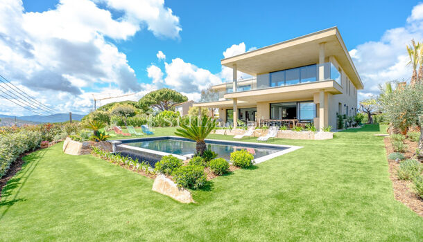 Villa / Maison 6 pièces  à louer Sainte-Maxime 83120