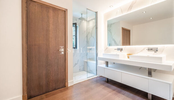 Villa / Maison 6 pièces  à louer Sainte-Maxime 83120