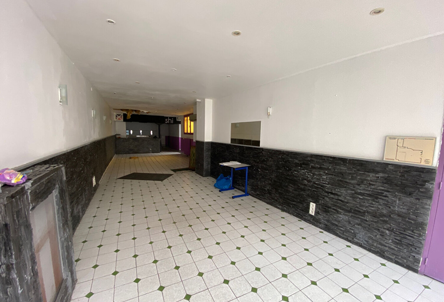 LOCAL DE 75 M2 — photo 1
