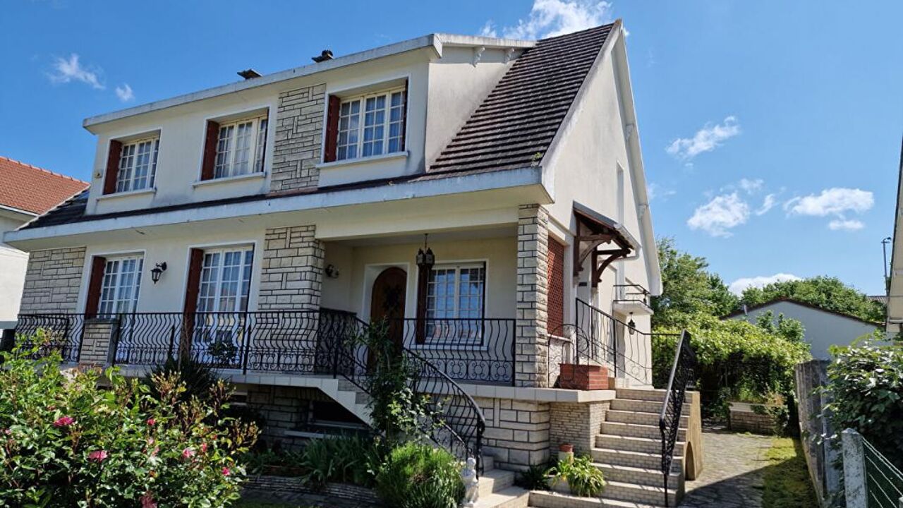 maison 9 pièces 195 m2 à vendre à Saintry-sur-Seine (91250)
