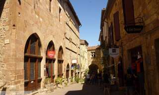 Maison 11 Pièces 460 m² à vendre à Cordes-sur-Ciel (81170)