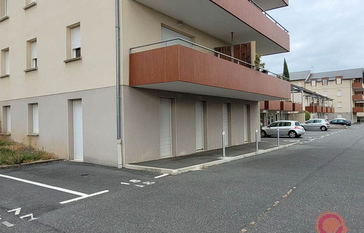 commerce  pièces 92 m2 à vendre à Montbazens (12220)