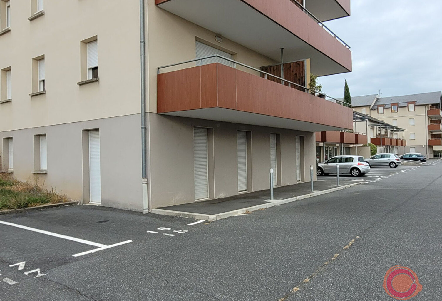 MONTBAZENS - A VENDRE Local rez-de-chaussée de 92 m² — photo 1