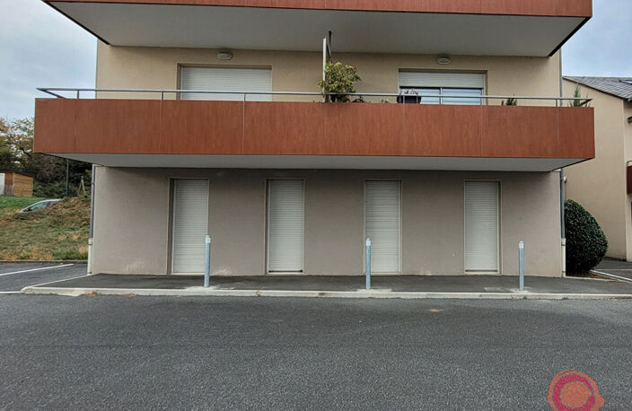 MONTBAZENS - A VENDRE Local rez-de-chaussée de 92 m² — photo 3