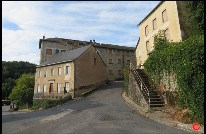 PONT DE SALARS - A VENDRE Immeuble de 900 m² — photo 4