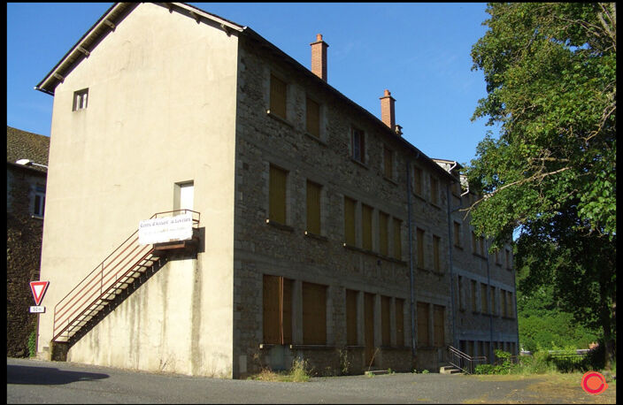 PONT DE SALARS - A VENDRE Immeuble de 900 m² — photo 5