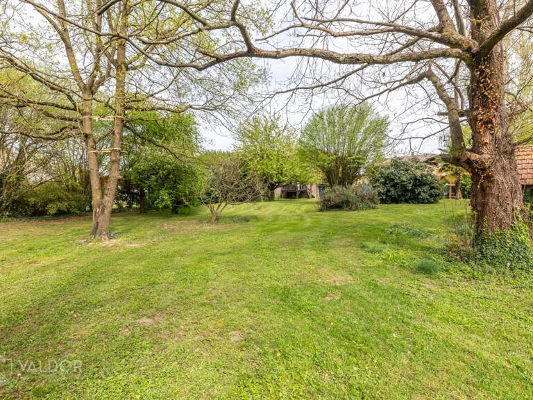 Maison ancienne proche Montmerle sur Saône — photo 1