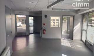 Commerce  155 m² à vendre à Moulins (03000)