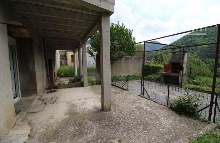 A vendre maison de village avec deux terrasses — photo 2
