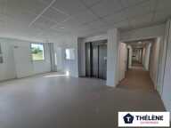 BUREAUX à LOUER — photo 2