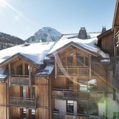 Appartement 3 pièces 219553 €