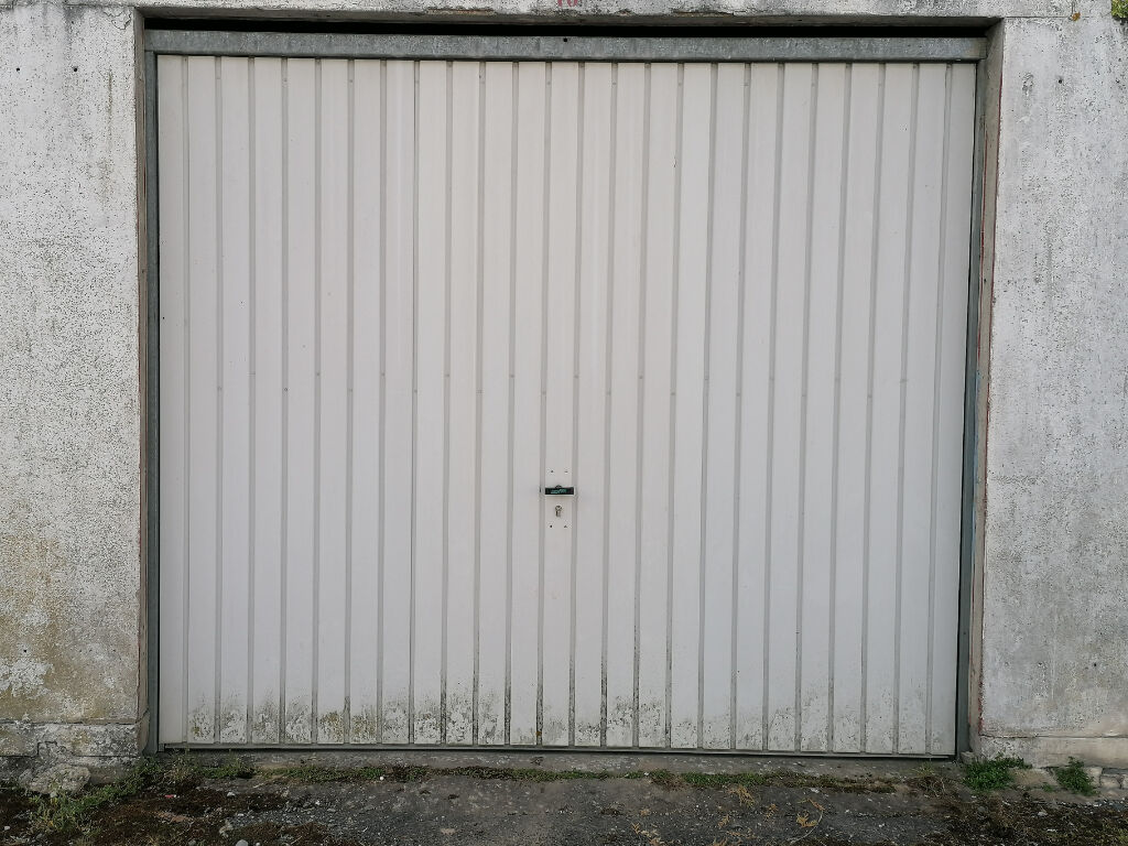 Parking  à louer Gelos 64110