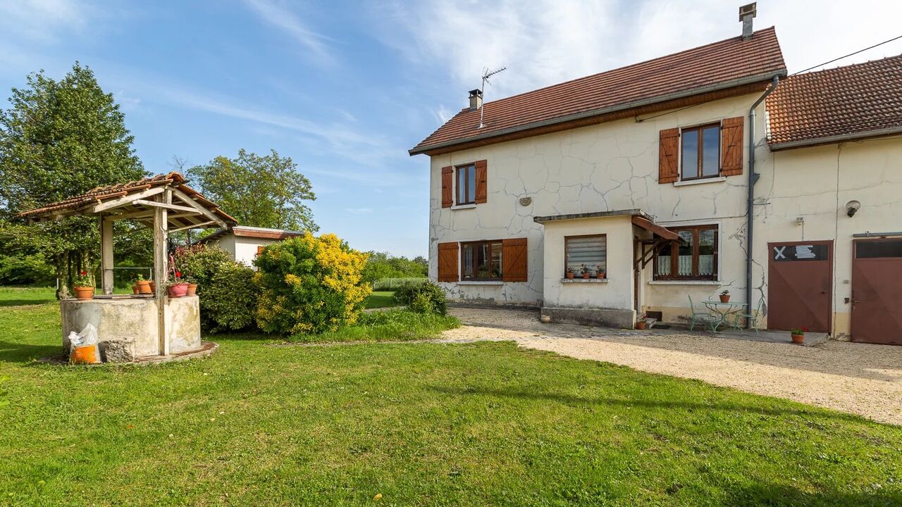 maison 4 pièces 105 m2 à Saint-Sorlin-de-Morestel (38510)