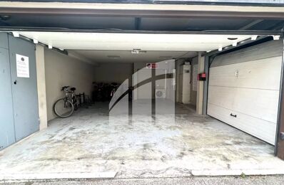 vente garage 23 500 € à proximité de Carros (06510)