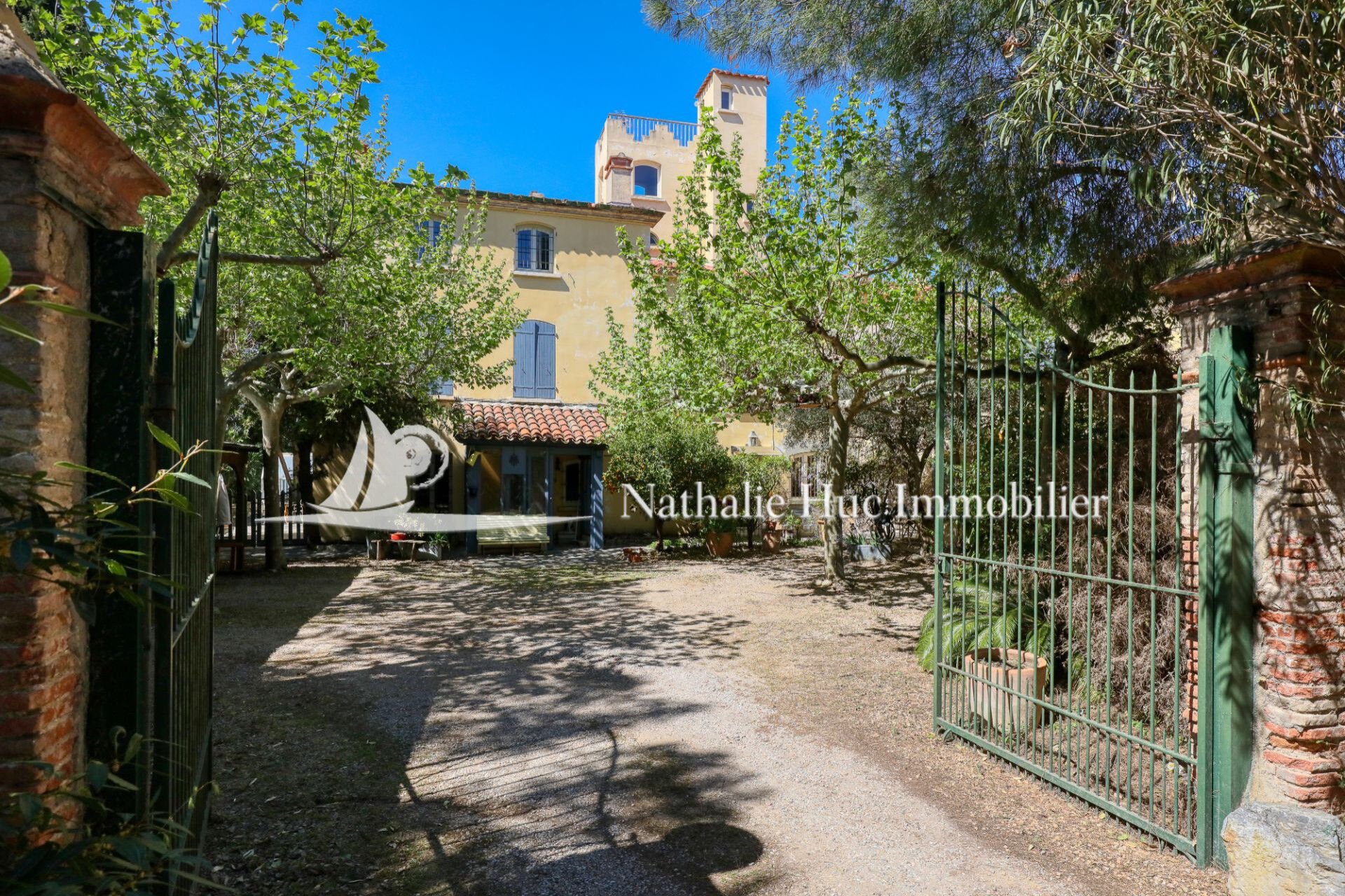 Propri&eacute;t&eacute;  T20 à vendre Claira 66530
