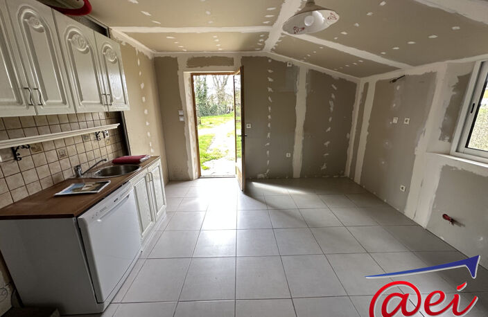 Maison type 4 + hangar de 220 m2 sur 2700 m² de terrain — photo 3