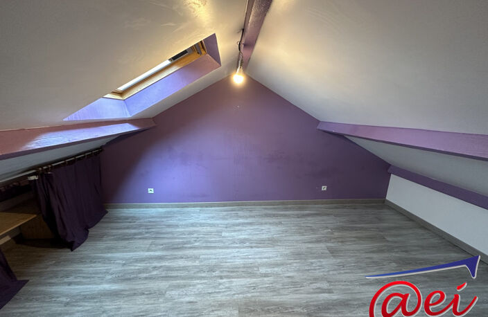 Maison type 4 + hangar de 220 m2 sur 2700 m² de terrain — photo 5