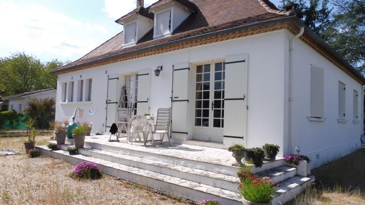 maison 6 pièces 140 m2 à vendre à Saint-Médard-de-Guizières (33230)