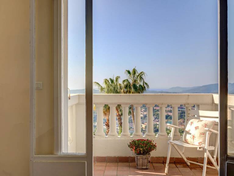 Grasse: Vue mer au calme — photo 1
