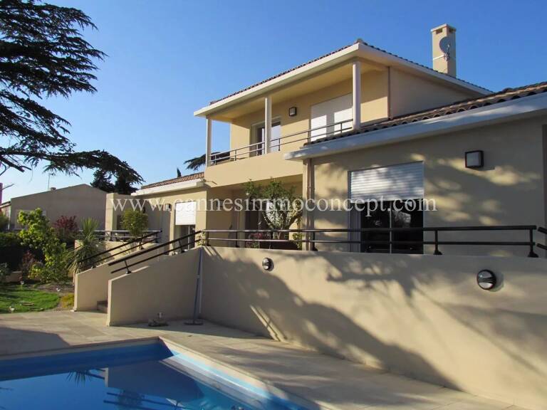 Belle villa d'architecte Type 5 jardin et piscine — photo 1