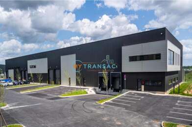 Local industriel  35598 €