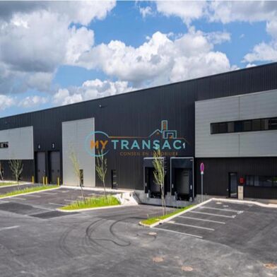 Local industriel  35598 €