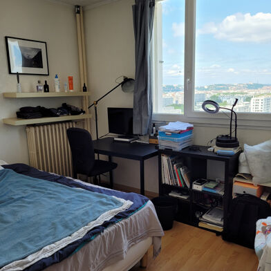 Appartement 5 pièces 260000 €