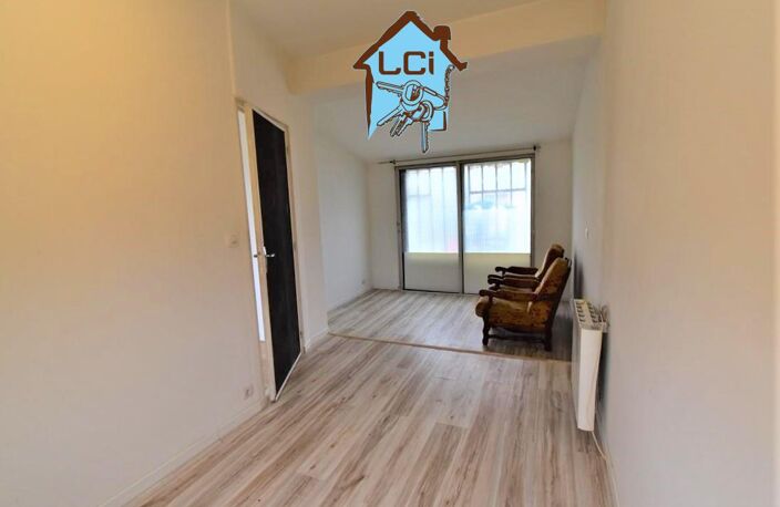 Vente maison 4 pièces 93 m² Ézy-sur-Eure (27530) — photo 2