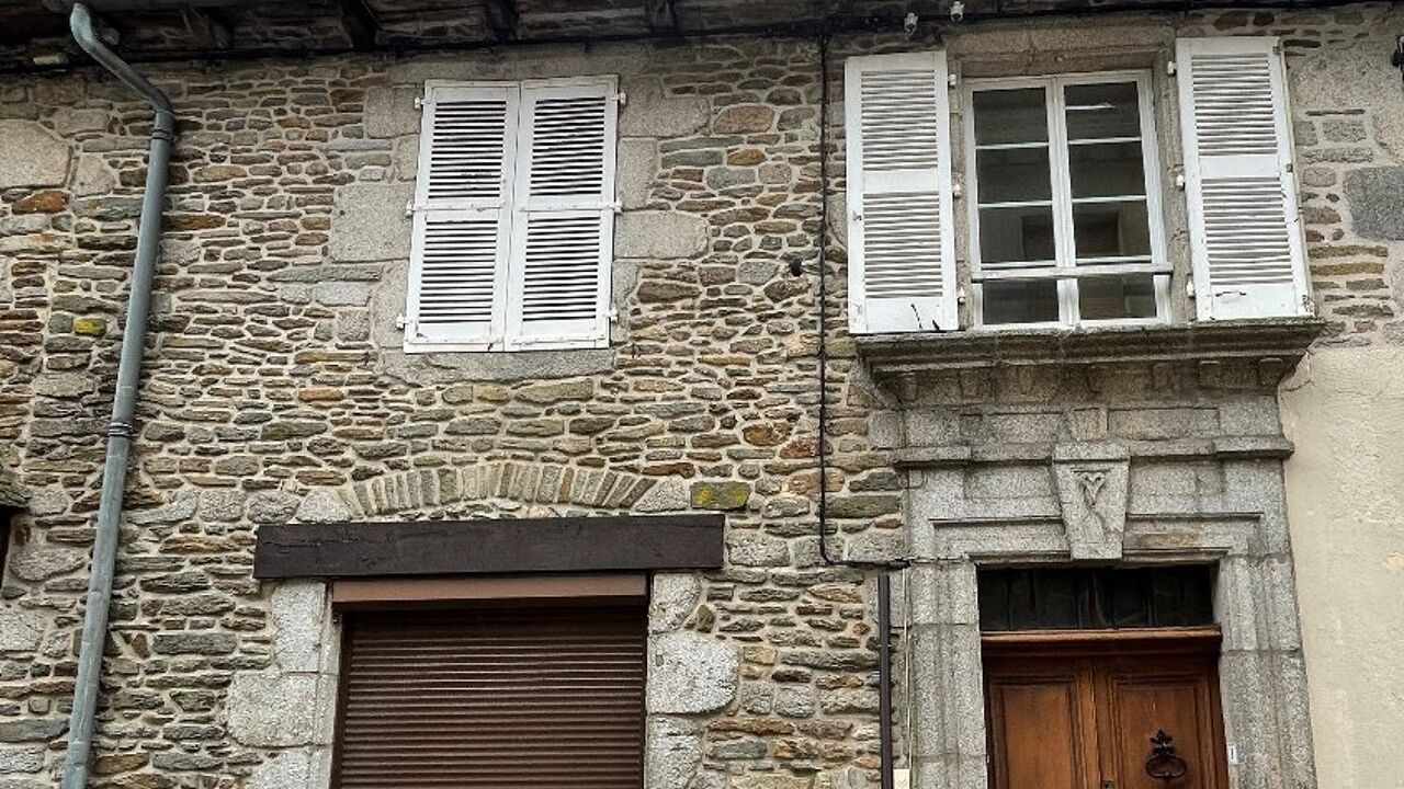 maison 9 pièces 151 m2 à vendre à Montsalvy (15120)