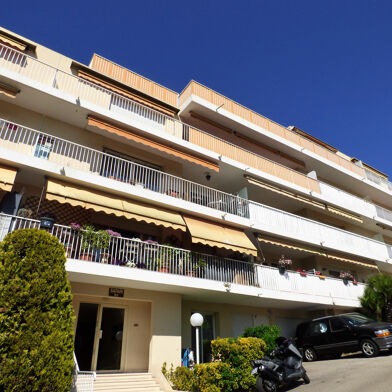 Appartement 4 pièces 310000 €