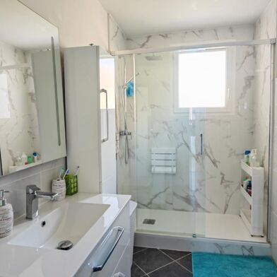 Appartement 4 pièces 152000 €