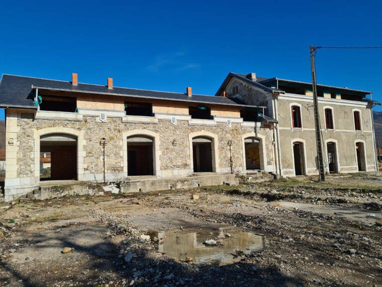 Immeuble avec terrain projet T2 et T3. — photo 1