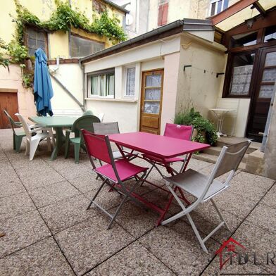 Maison 7 pièces 136000 €