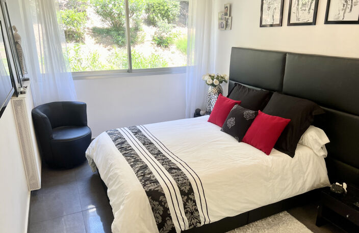 CANNES BASSE CALIFORNIE PROCHE MER COMMERCES T3/T4 DE 90M2 T — photo 3