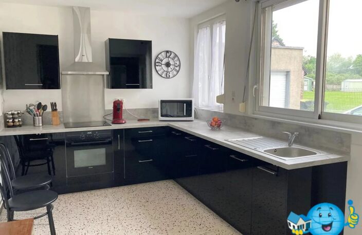 A vendre chez Bruyère Immobilier — photo 2