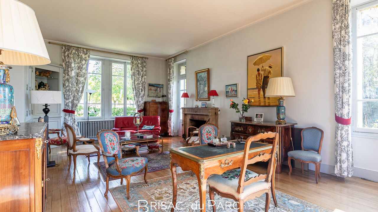 maison 10 pièces 270 m2 à vendre à Dijon (21000)