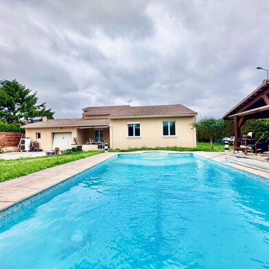 Maison 5 pièces 392000 €