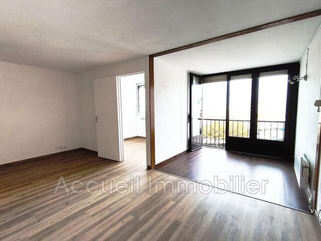 P2 cabine d''environ 34 m² avec loggia repoussée.<BR>Toilette sép — photo du bien