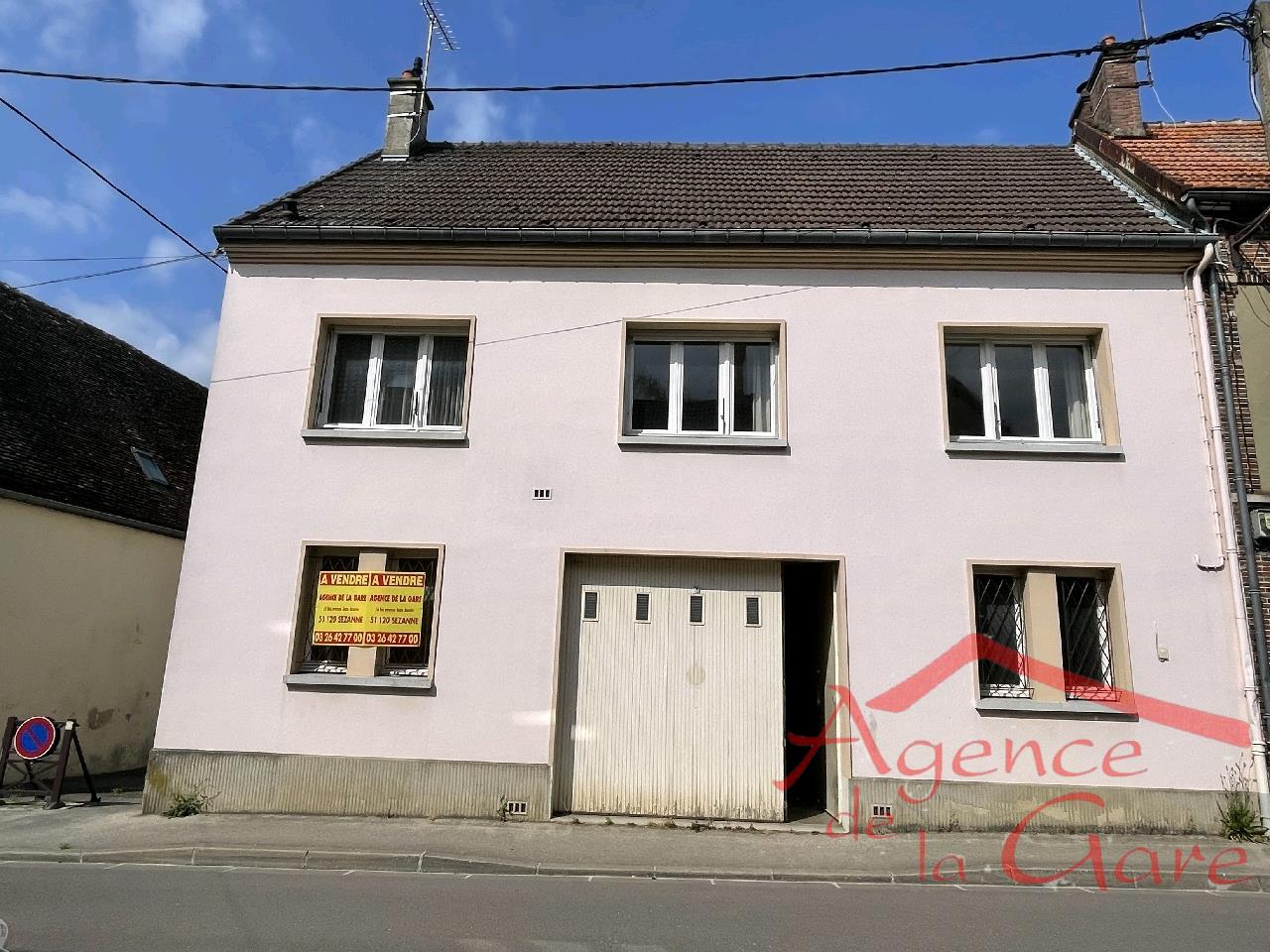 Villa / Maison  T5 à vendre Sézanne 51120