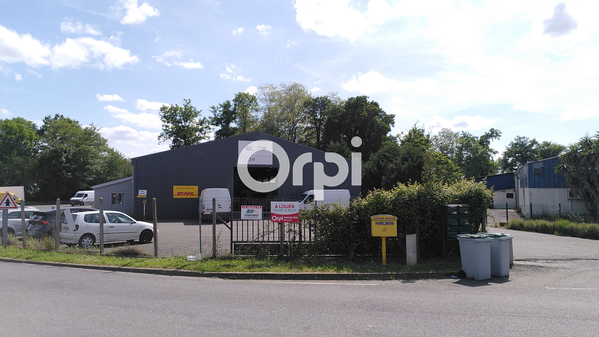 Local commercial  à louer Serres-Castet 64121