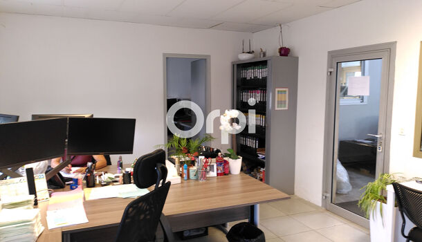 Local commercial  à louer Serres-Castet 64121