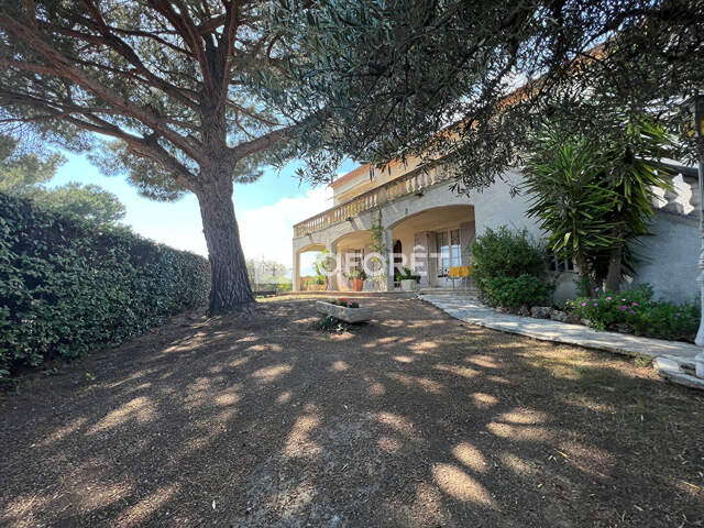 Pérols Maison de 230 m² sur terrain de 830 m² avec  piscine — photo du bien