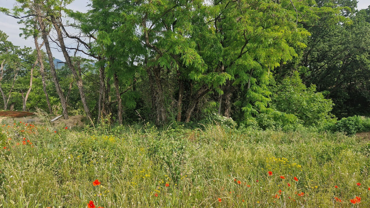 terrain  pièces 857 m2 à vendre à Les Tourrettes (26740)